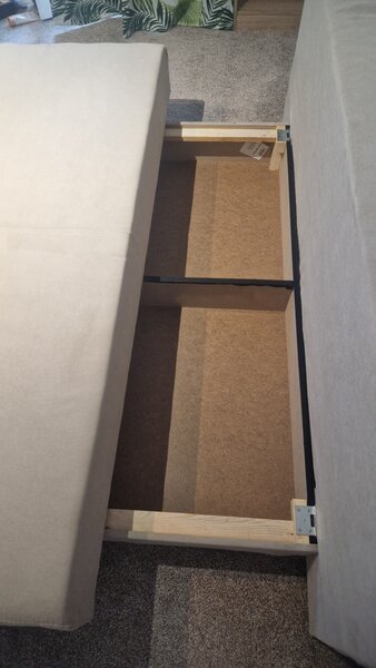 Vand canapea extensibila, dulap haine, biblioteca, comoda, set masa+scaune